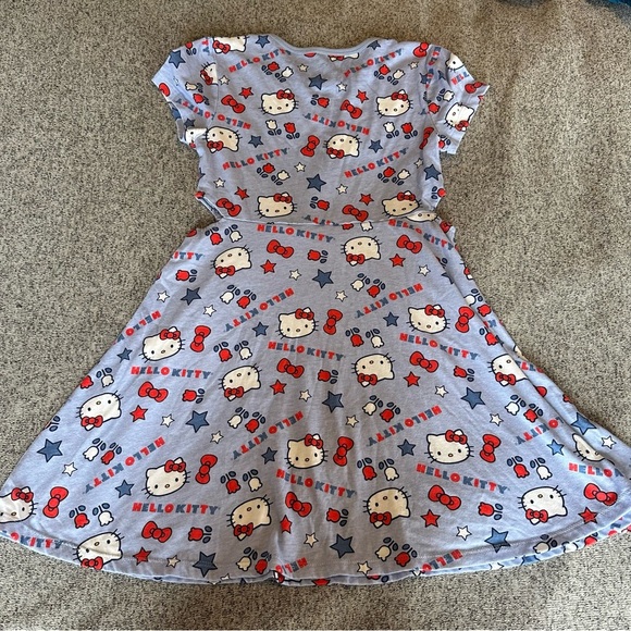 🌟3/$20🌟 Girls Hello Kitty Dress Fit In Flare Size M Red White and Blue - Picture 2 of 3